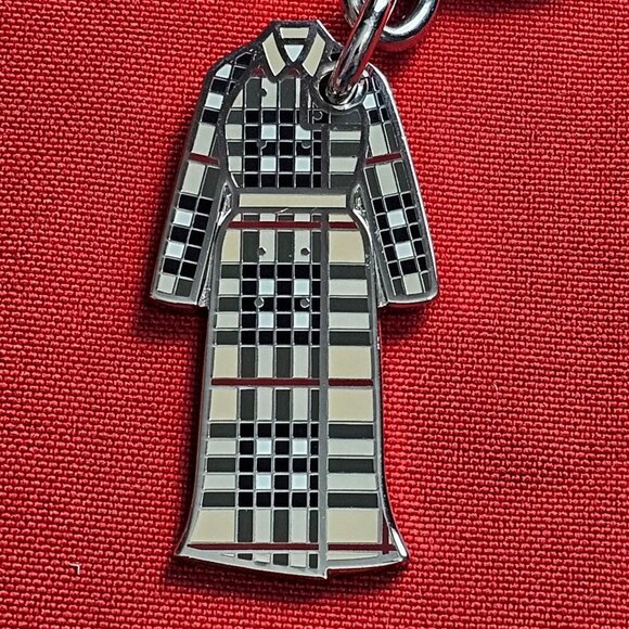 Burberry Nova Check Coat Vintage Silver Tone Keychain Keyfob Purse Charm Retired - Picture 9 of 9